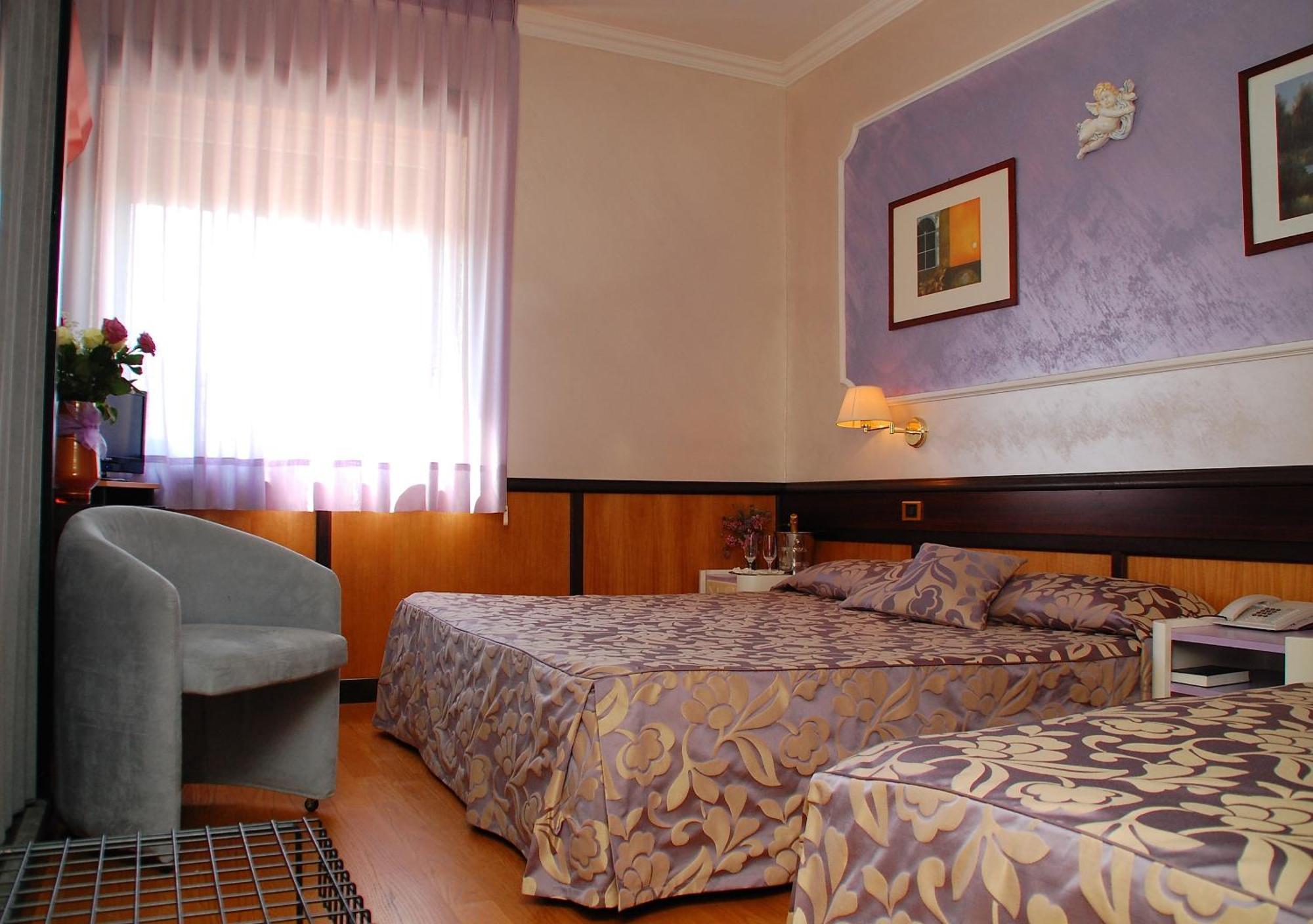 קטנזארו Benny Hotel מראה חיצוני תמונה