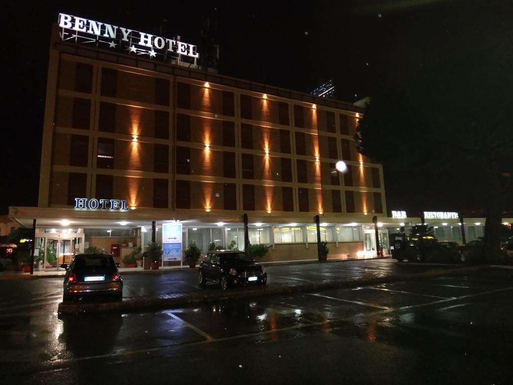 קטנזארו Benny Hotel מראה חיצוני תמונה