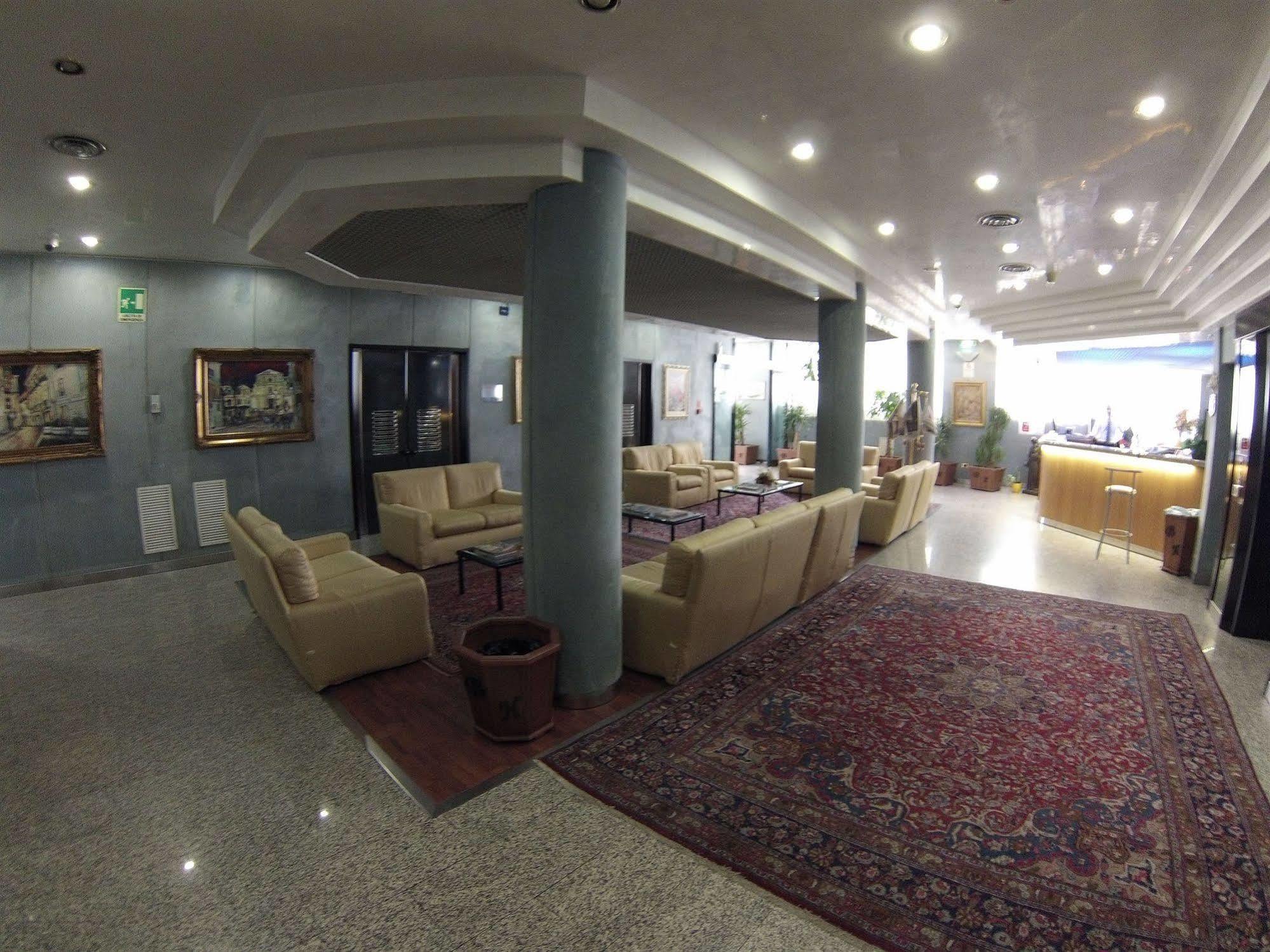 קטנזארו Benny Hotel מראה חיצוני תמונה