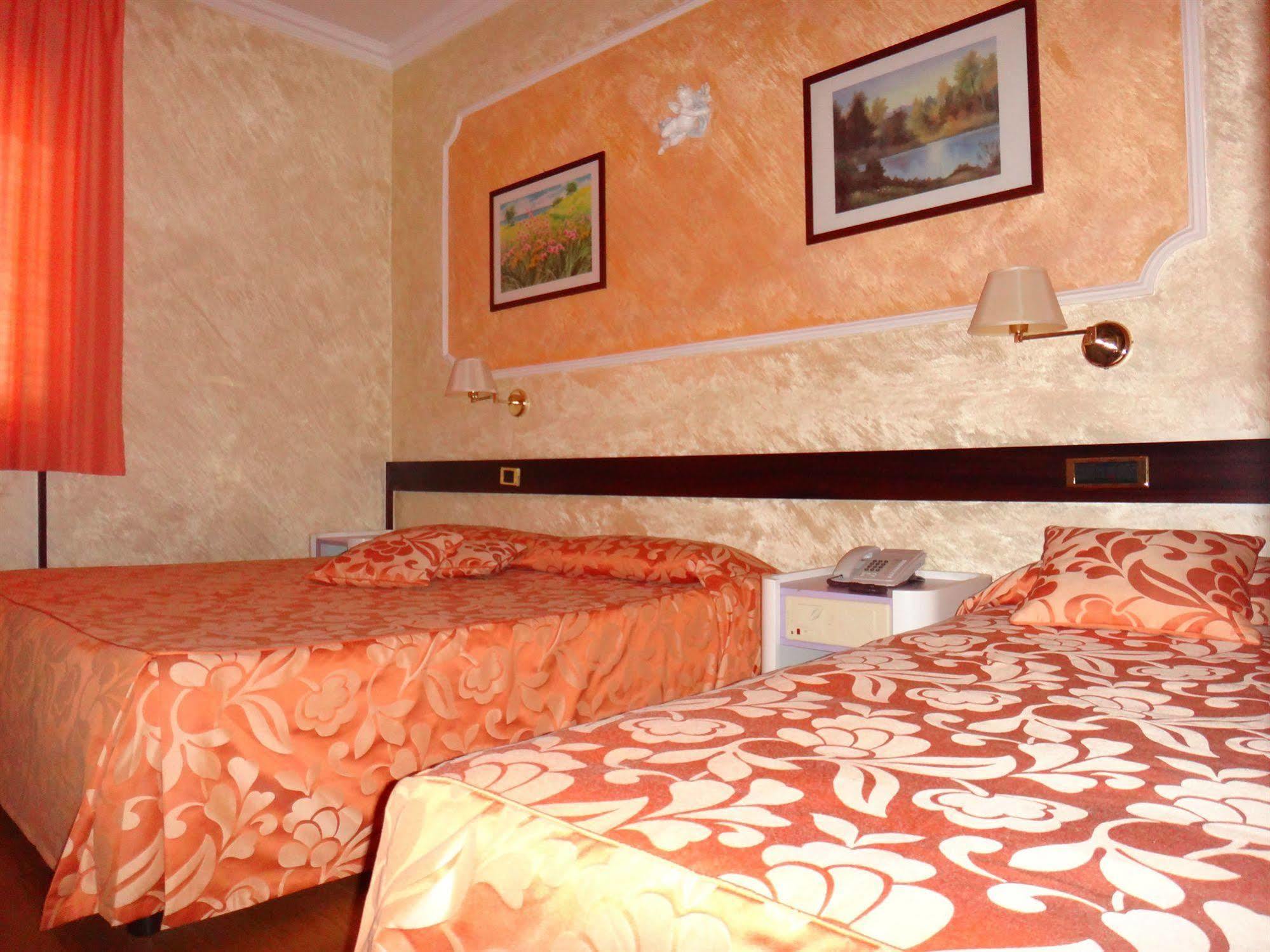 קטנזארו Benny Hotel מראה חיצוני תמונה